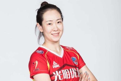 正如网上传闻的一样,米杨和方颖超都经历过一段婚姻,有情人终成眷属