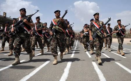 司令官阵亡激怒下属6百士兵疯狂进攻3万沙特大军美军顾问懵了