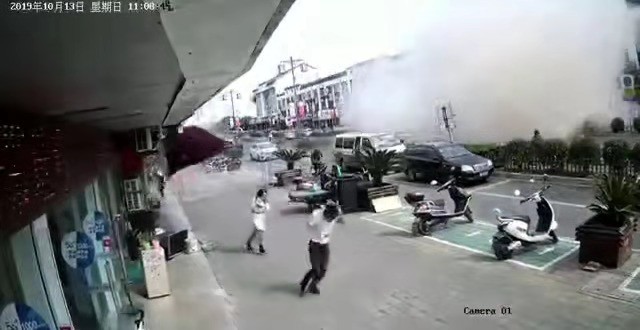 点击图片看原样大小图片