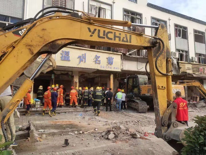 点击图片看原样大小图片