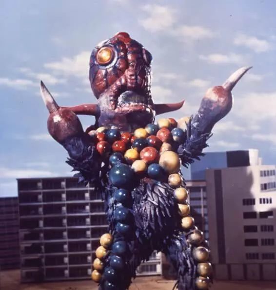 奥特曼:四位"磁力"怪兽,一位枪弹射不死,一位控制了赛文的胶囊怪兽!