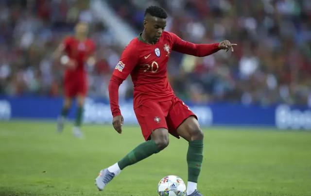 塞梅多―为数不多被巴萨刮中的彩票!_腾讯新闻