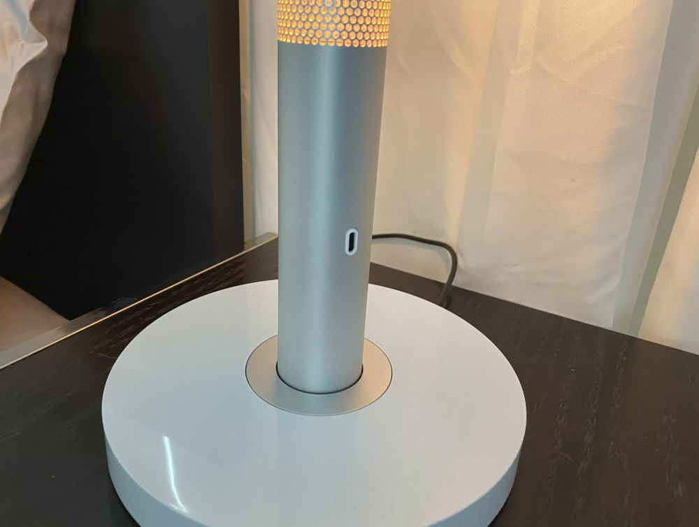 dyson)的特殊热管技术,戴森表示这种技术可以有效地冷却led灯泡和整个