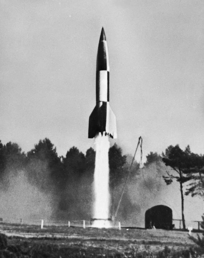 v1v2v3二战德国三大远程攻击手段分别对应了如今哪类武器