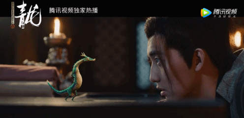 不仅如此,《异星战甲之青龙》里还有大量的真人cg镜头,这对于络电影