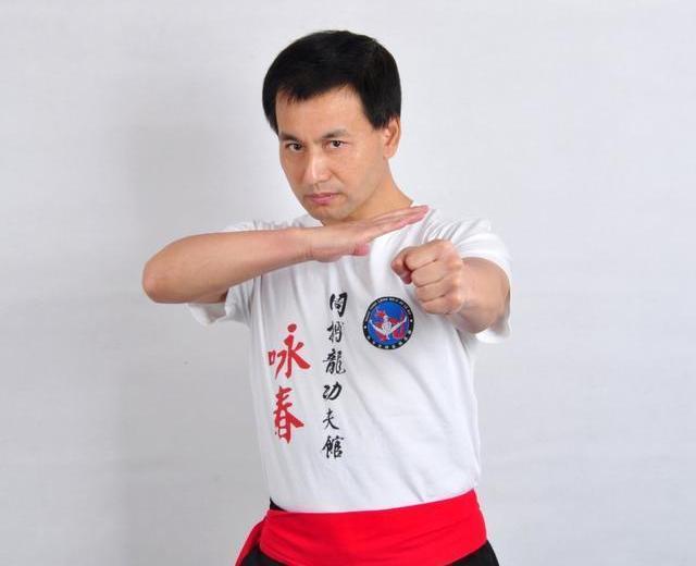 新年第一战咏春拳大师大战太极雷雷比赛确定雷雷这次我打假恶丑