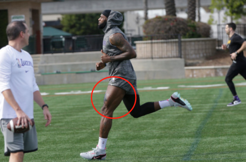 詹姆斯大腿近照曝光如水桶般粗超大面积纹缅怀科比纹身图