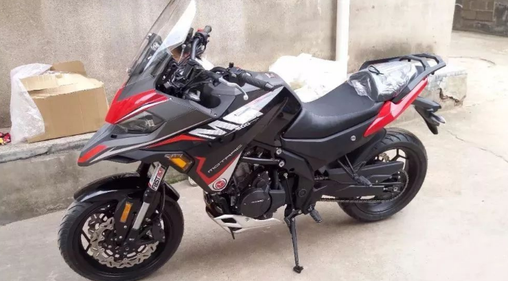 国产网红越野来袭,搭隆鑫ke500引擎,35kw极速160,3.28万