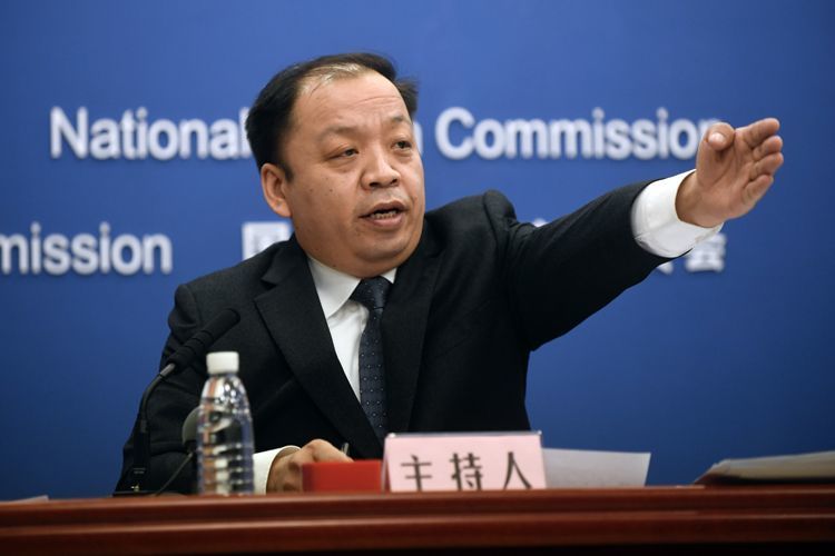 国家卫生健康委新闻发言人,宣传司副司长米锋邀请记者提问.