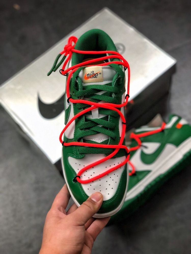 独特鞋带式风格一眼就爱上了耐克sbdunkow三方联名开箱测评