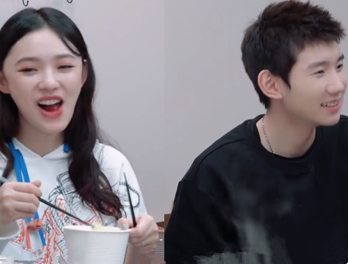 赵今麦初次见王源,有谁注意她对王源的称呼?果然还是个孩子