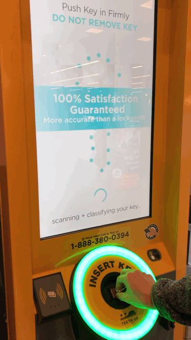 无人ai钥匙机帮你配hello kitty定制钥匙