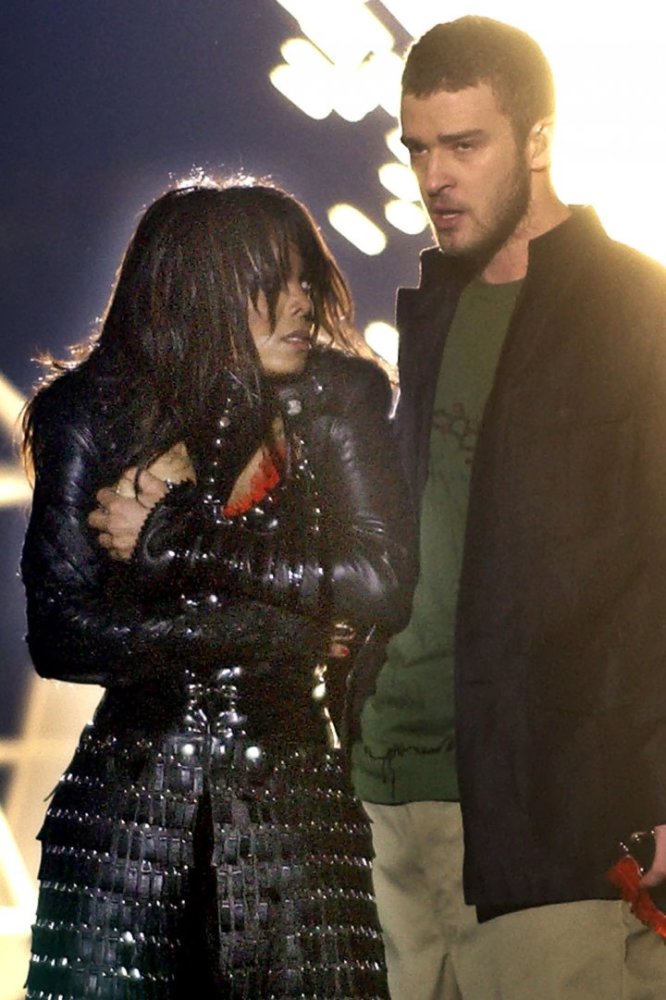 依照珍妮这精心装饰的程度,对时机的把控,再加上贾老板当时不怎么样的