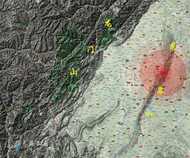 12年前的汶川大地震就發生在這條斷裂帶;成都平原東緣山脈則是相對