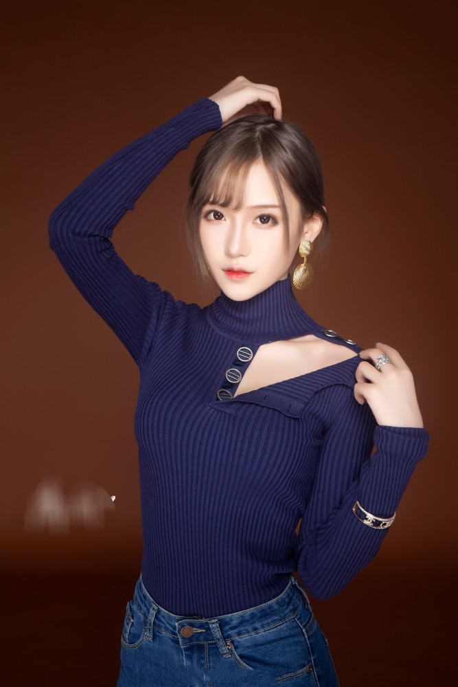 摄影师视角下的腐团儿现在的腐团儿非常光鲜,一张照片就能引来上千的