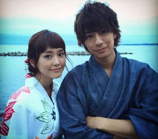 又一明星夫妇官宣怀孕 男方曾交往女方闺蜜 尚未分手就传出绯闻 腾讯新闻