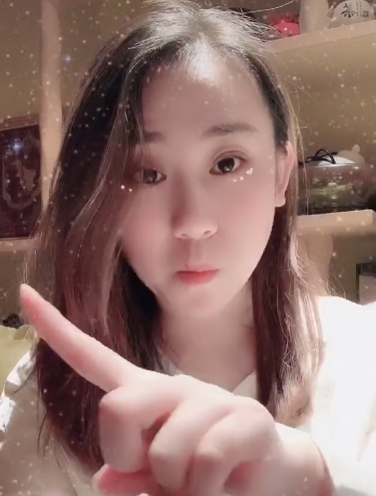 赵本山33岁徒弟丫蛋改行直播去年获同门求婚可至今仍未传婚讯