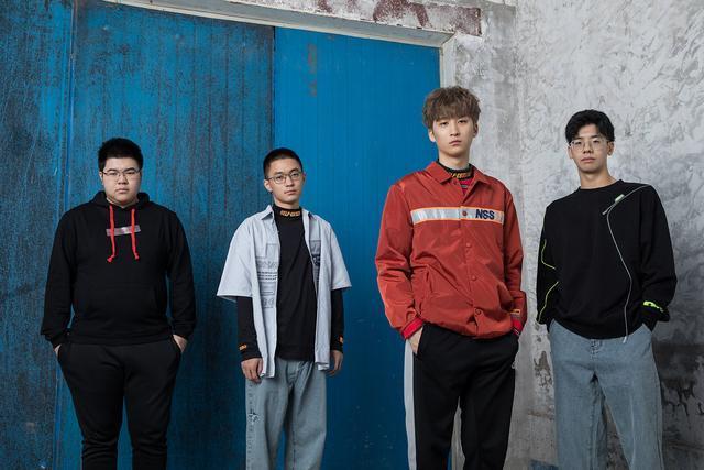 不知道是因为godv zgg01 forever xiaolu的组合表现太过惊艳还是因为4