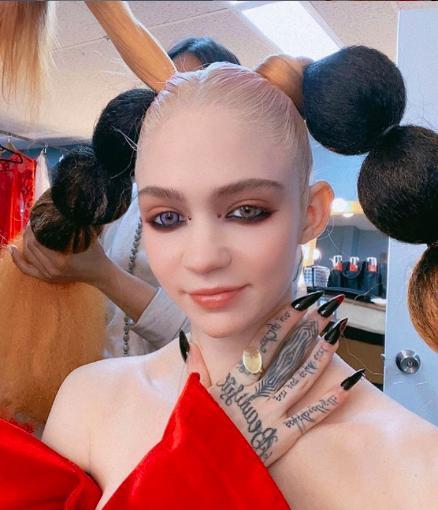 特斯拉豪赚百亿女友发牢骚妊娠反应严重还要工作霸道总裁太抠