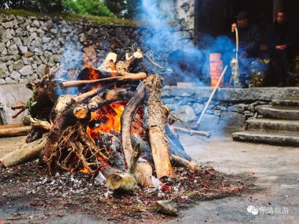 仙居旧俗:交春"煨春"