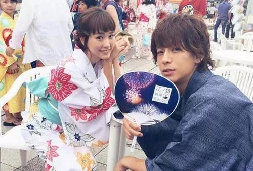 日本女星桐谷美玲宣布怀上一胎 老公曾获 理想的恋人奖 腾讯新闻