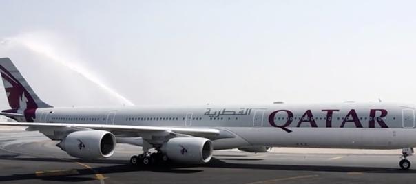 然后,飞机向印度加尔各答机场发出了sos求救信号,并于凌晨3点15分左右