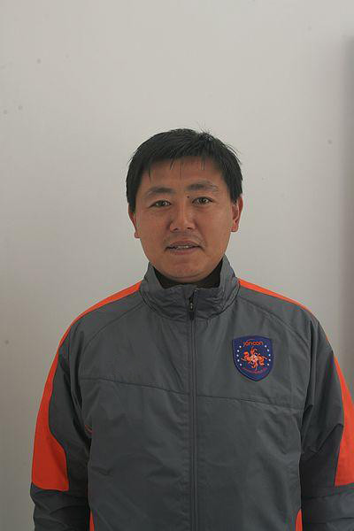 马永康因年龄太小险些无缘健力宝青年队与郝伟两度牵手国字号