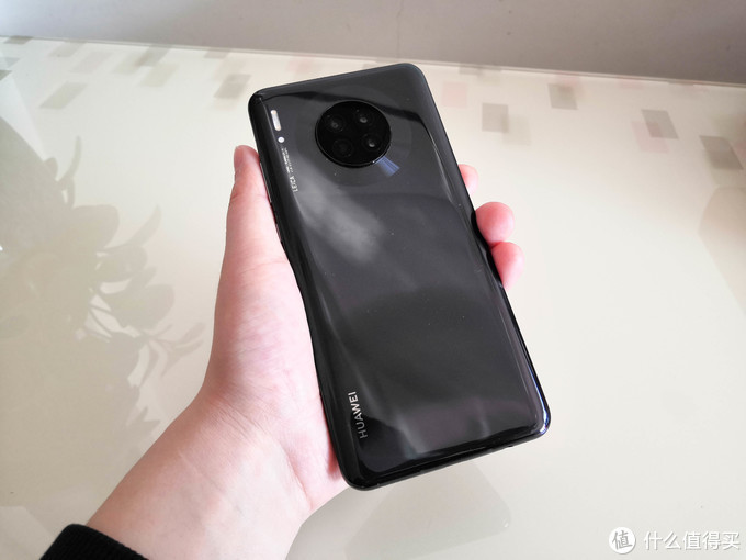 大年初五被迫给媳妇线下购入华为mate 30开箱体验