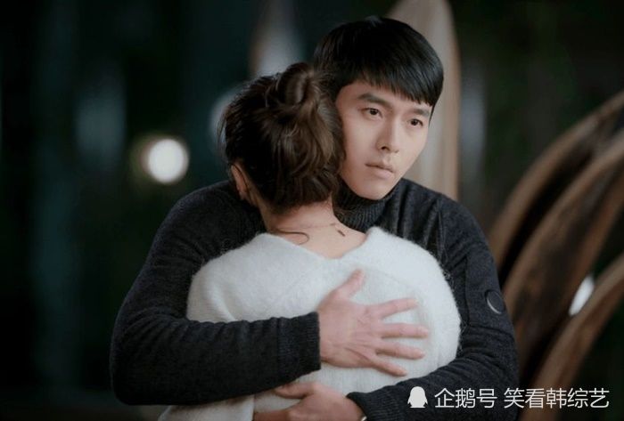 《爱的迫降》公开玄彬孙艺珍拥抱戏剧照,紧紧抱在怀里充满爱说意