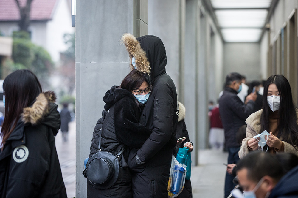 直面疫情,城中安静