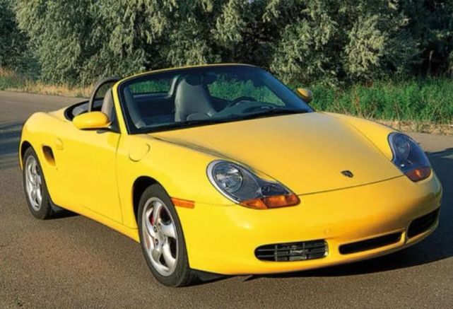 z3奔驰推出了第一代slk为各自的入门级跑车拉开了帷幕各大厂商纷纷