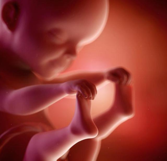 分娩前30天,胎儿已经为冲刺做准备,准妈妈也有3个注意事项