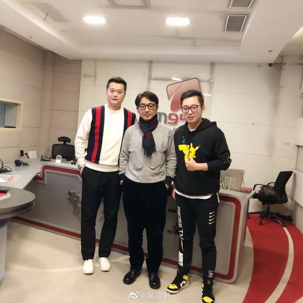 金相凯:曼联需要专职的足球总监,而博格巴需要被爱_腾讯新闻