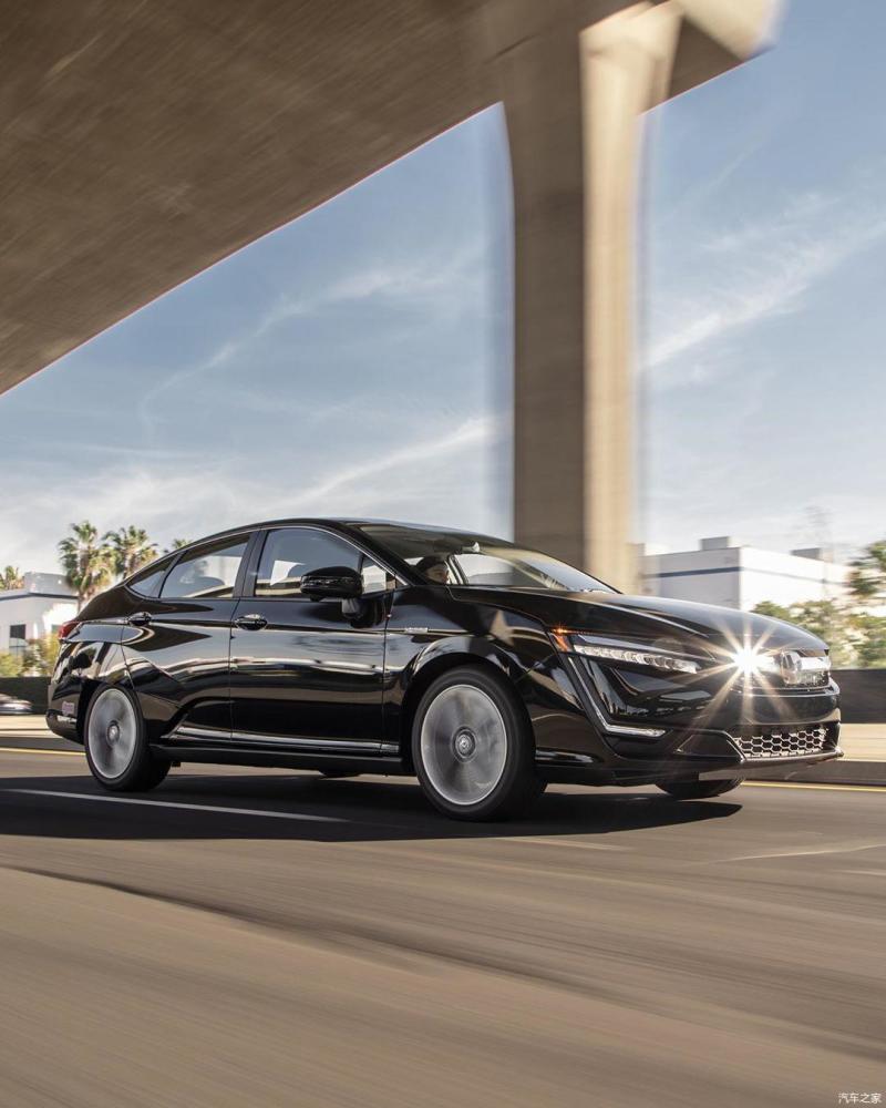 本田clarity phev,在这种新能源车型的造型上,本田总是剑走偏锋