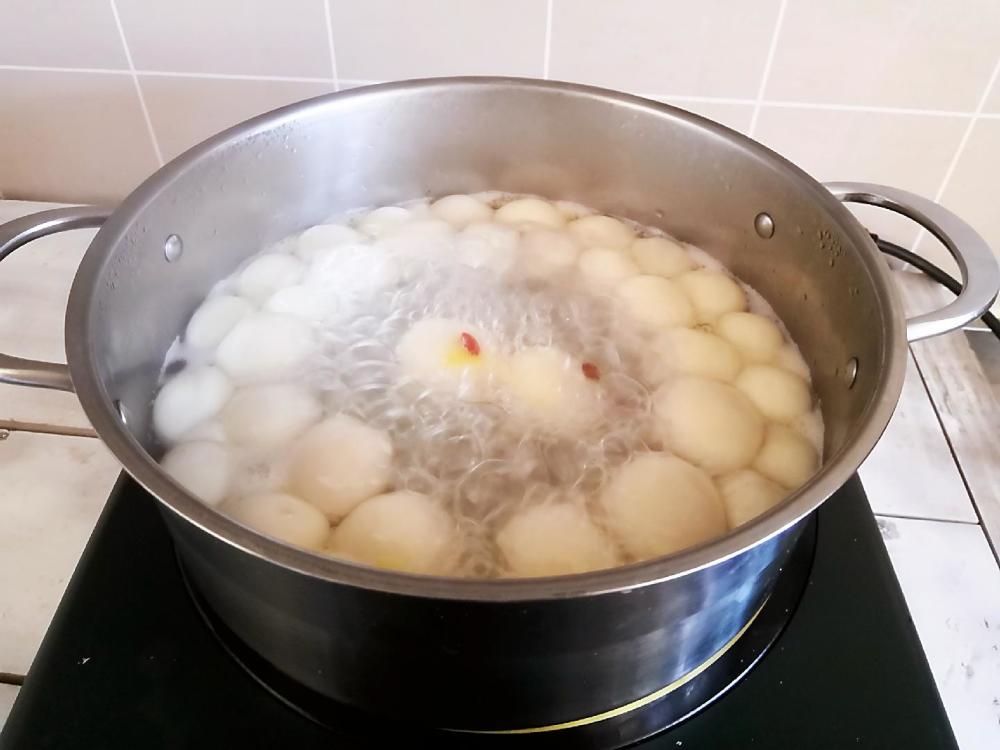 汤圆冷水下锅还是热水图片