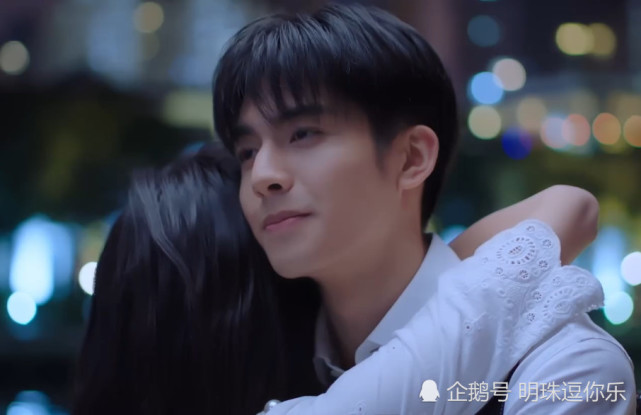 先是主演有宋威龙,宋茜,虞书欣,张雨剑等,再是友情出演的宋雪