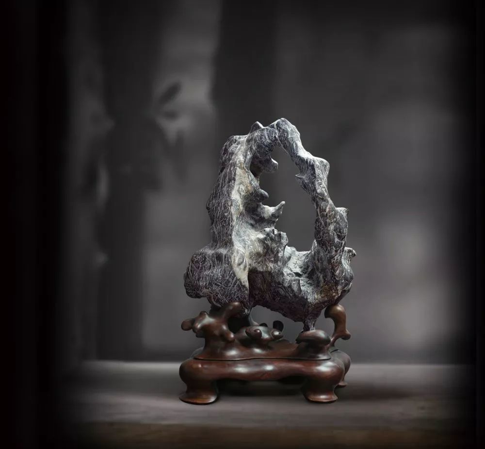 赏石|能玩好石头的人，审美素养绝不会差