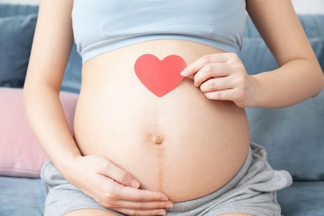 怀孕11个月还没生 医生紧急剖腹产 娃出生后全家都悔不当初 怀孕 医生 剖腹产 产检 预产期
