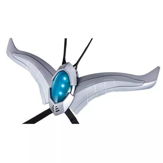 头镖既能作为独立的武器使用,也能合体成为等离子火花刀,更是能放在