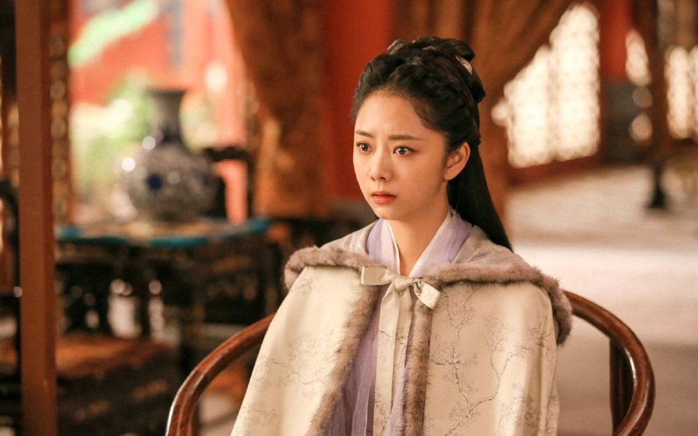 谭松韵与已故母亲被人咒骂,工作室追究法律责