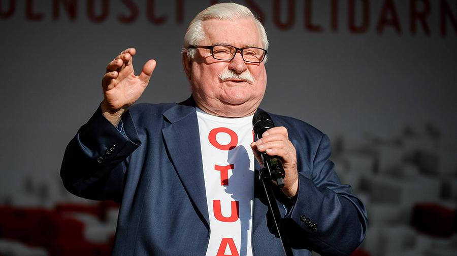 故此波兰政府有权利向苏联的继承者俄罗斯索取二战赔偿