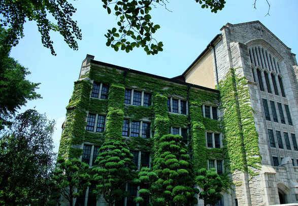 韩国首尔最适合拍照的地方是哪里 你会选择梨花女子大学吗 腾讯新闻