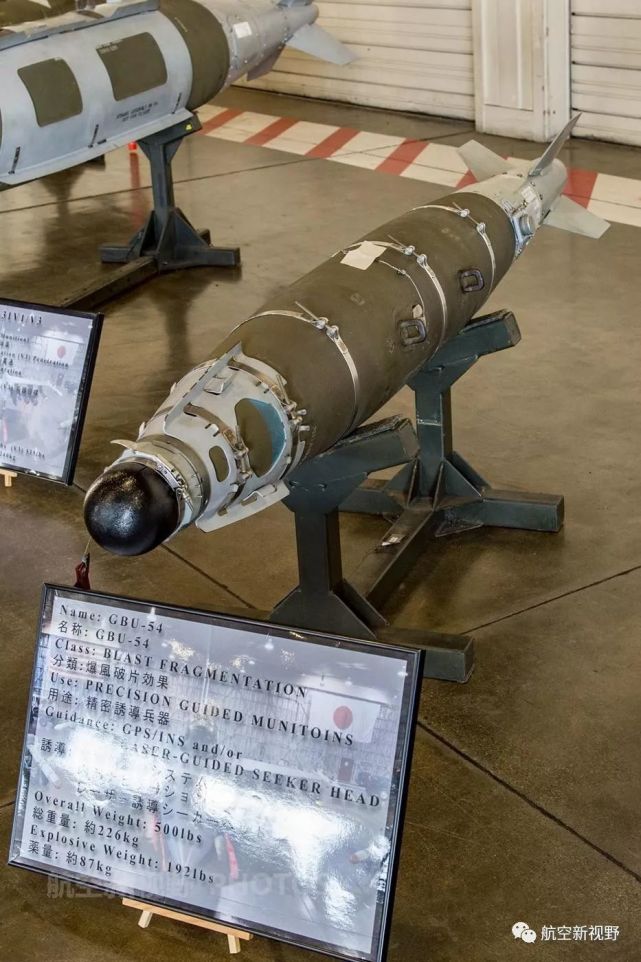 500磅的mk-82 ,1,000磅的mk-83 和2,000磅的mk-84航空炸弹,这些炸