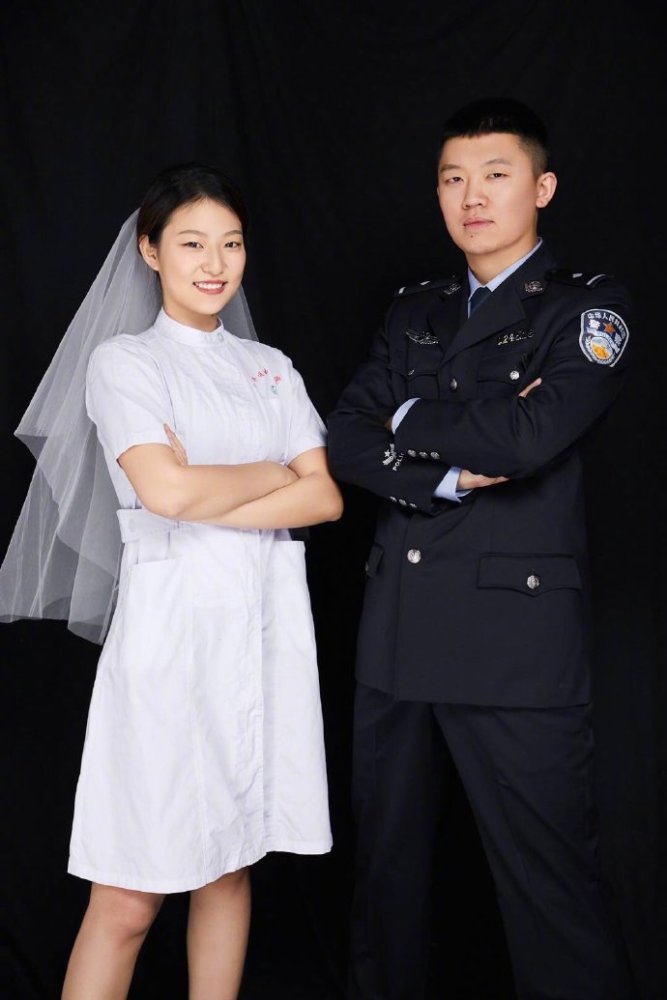 警察日记曝光0202原本是他们领证结婚的日子最后却变成了请战辞行日