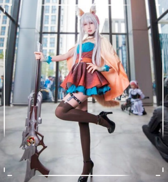 女版百里守约现身漫展腿比狙击枪还长漫迷太羡慕了