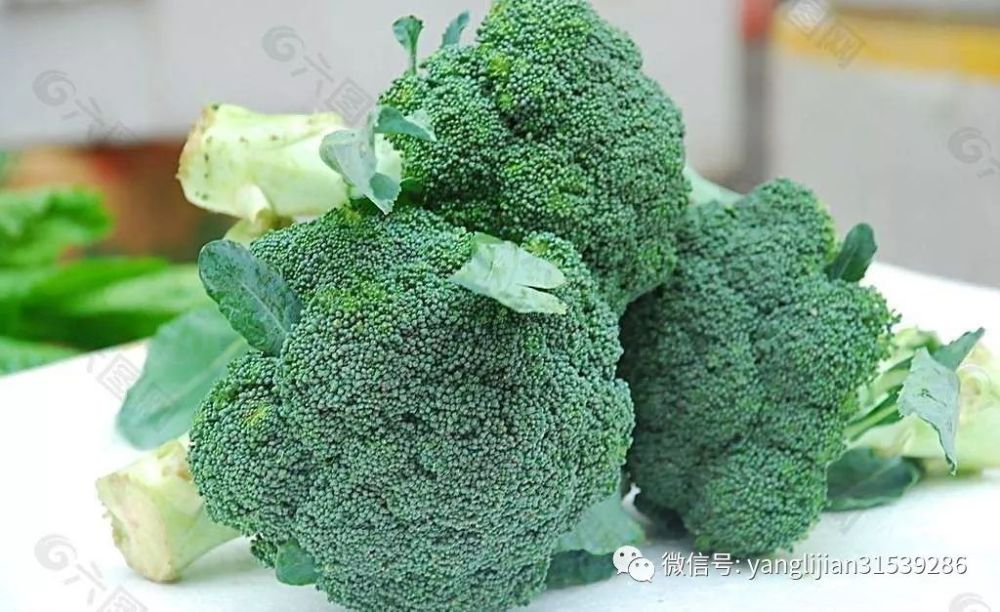 蔬菜 温室黄瓜落蔓四步走 西兰花空茎的原因以及预防措施 腾讯新闻