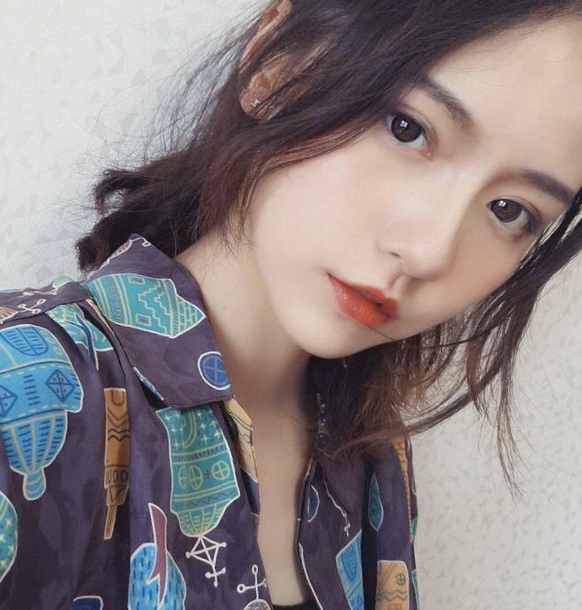 诸葛大力被困在家的素颜照见过没?