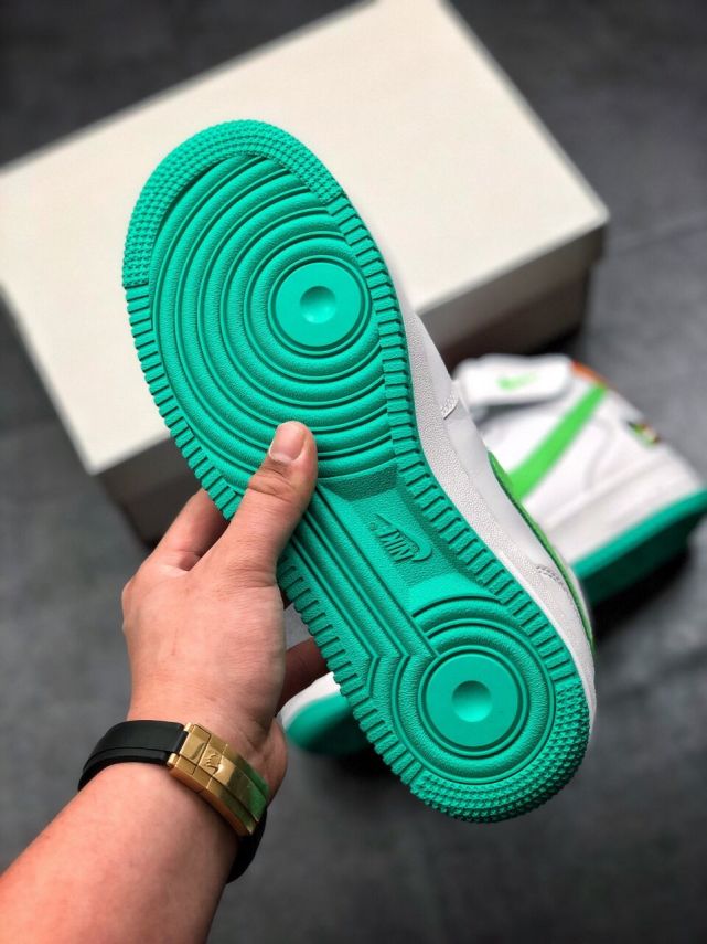 耐克空军一号af1涩谷限定开箱