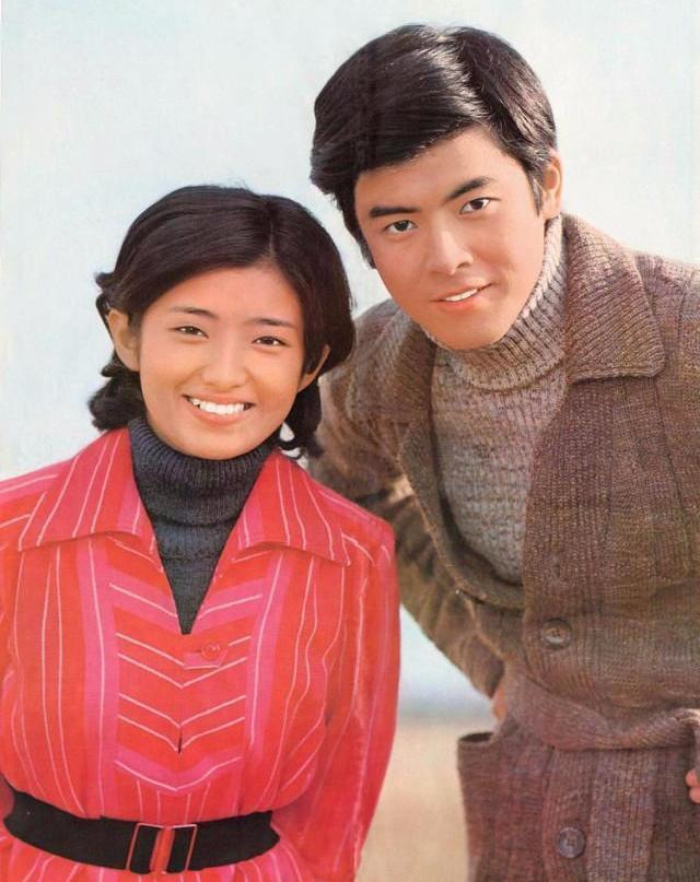 樱花女神山口百惠绝版照片优雅的老去也是一种美感