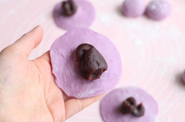 什么面食深受人们的喜爱,一个猪萌包,就可以满足你的味蕾